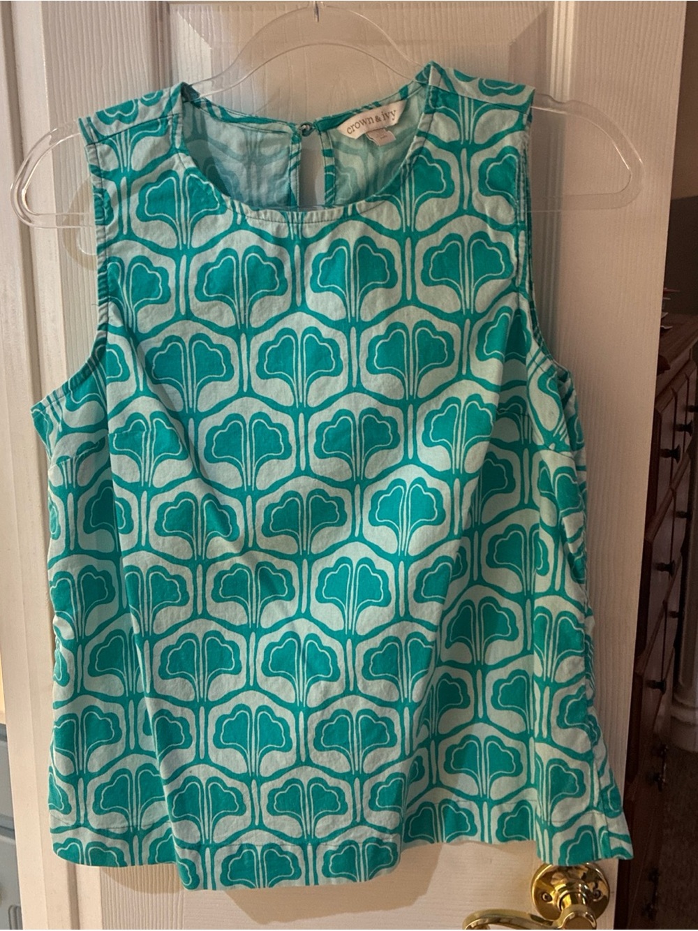 Crown & Ivy Teal Printed Sleeveless Top SZ M